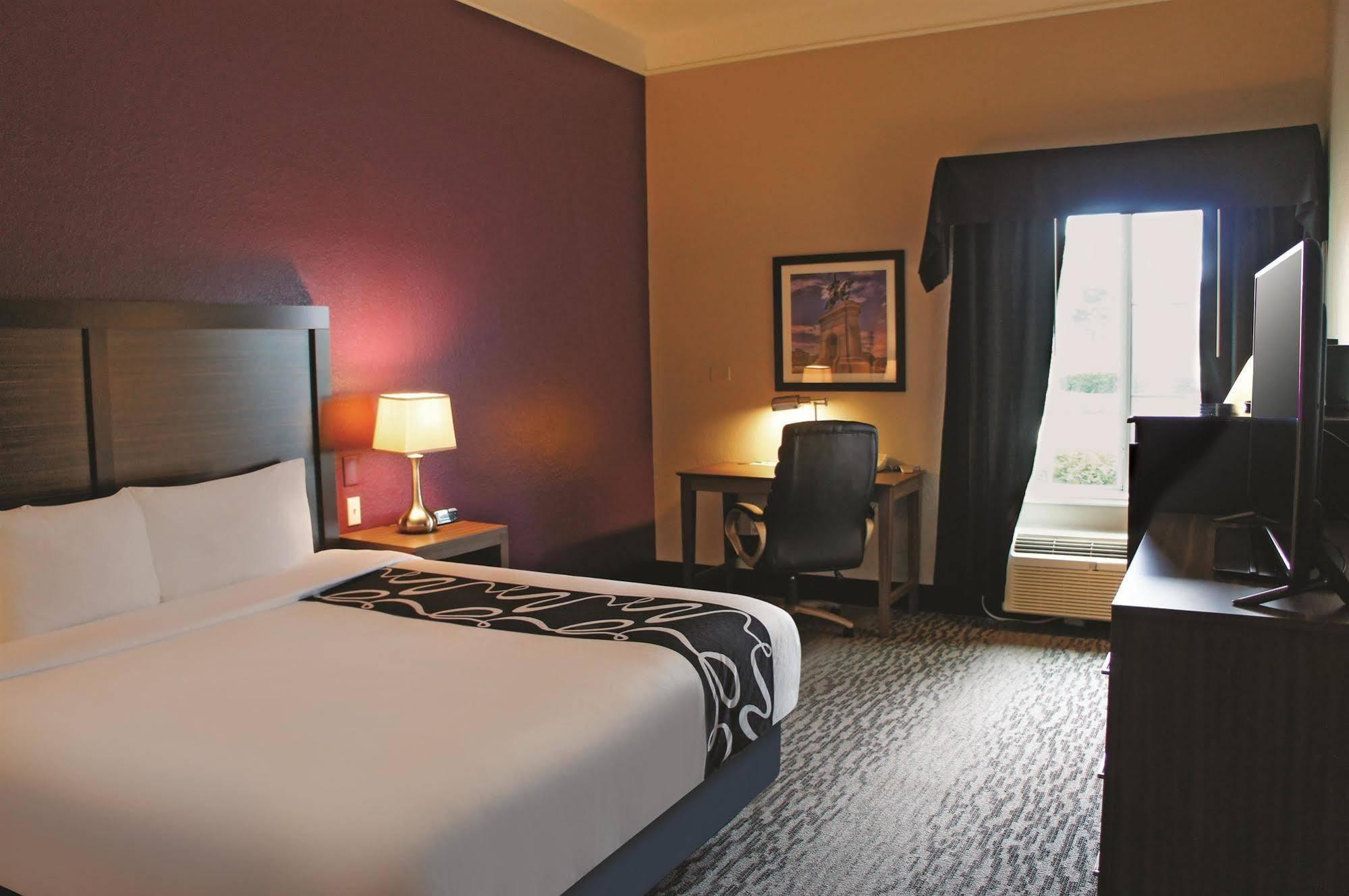 La Quinta By Wyndham Tomball Esterno foto